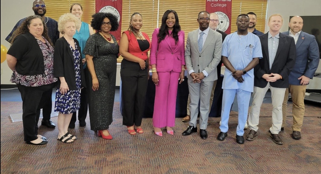 Group photo with colleagues and institutional partners